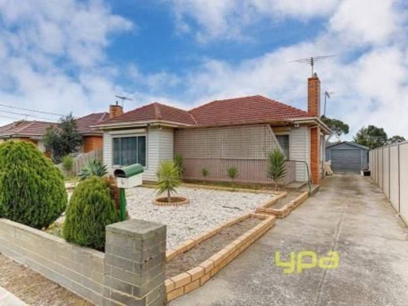 4 Butler Street, St Albans VIC 3021
