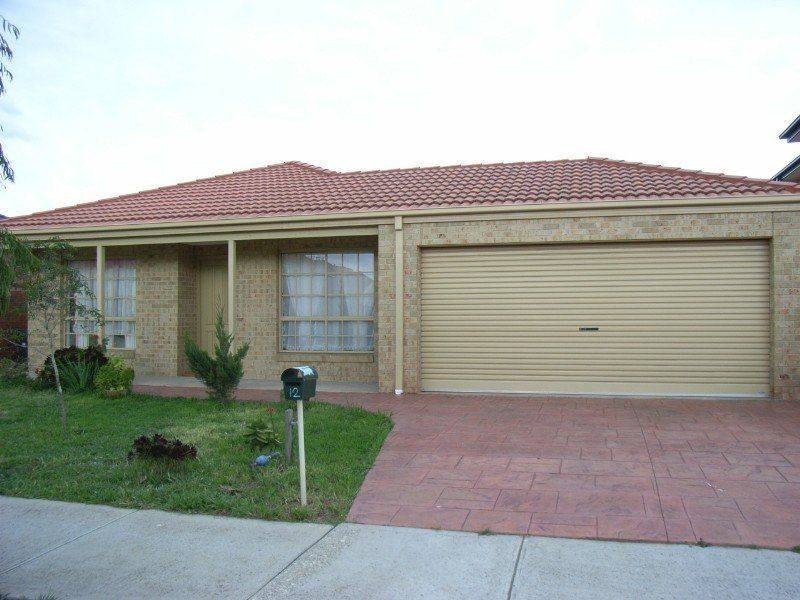 12 Tiffany Place, Sydenham VIC 3037