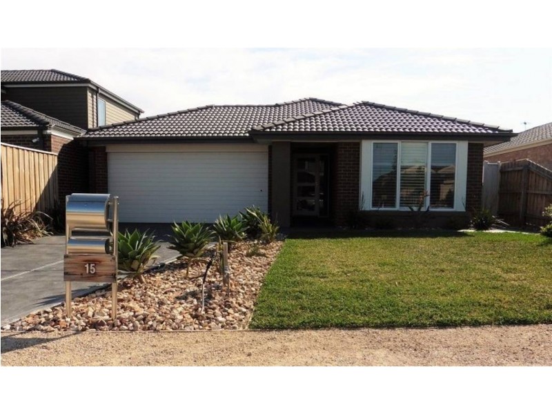 15 Devonport Court, Taylors Hill VIC 3037