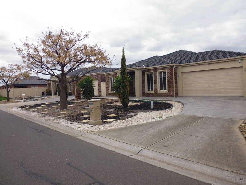 3 Carisbrook Court, Taylors Hill VIC 3037