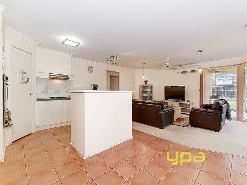 3 Torro Walk, Sydenham VIC 3037