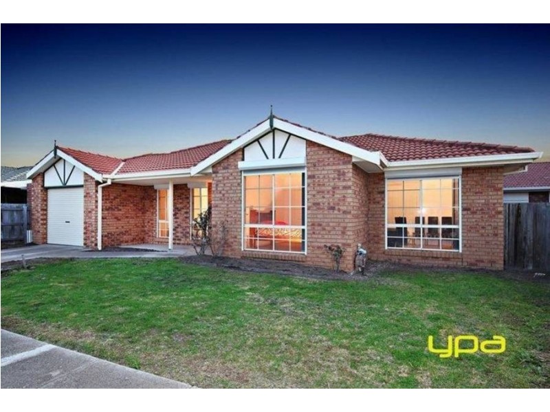 17 Meade Way, Sydenham VIC 3037