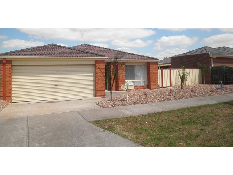 17 Hillcrest Drive, Hillside VIC 3037