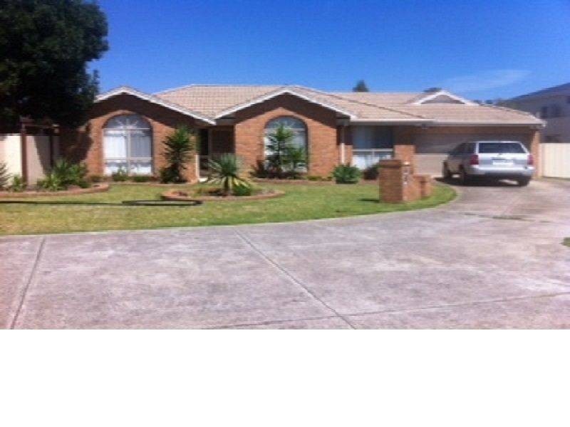 2/36 Hannah Avenue, Hillside VIC 3037