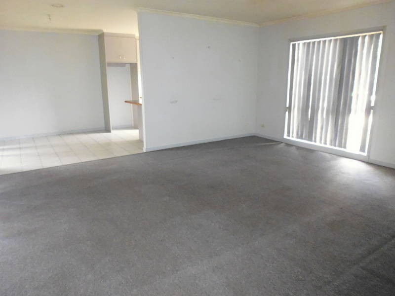 3/15 Breadalbane Court, Sydenham VIC 3037