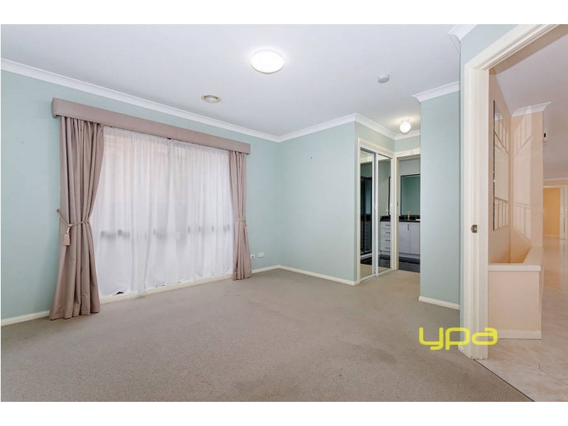 23 Martens Court, Taylors Lakes VIC 3038