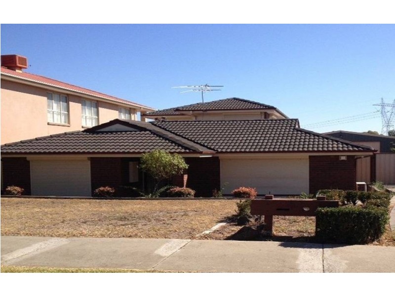 52  Pindari Avenue, Taylors Lakes VIC 3038