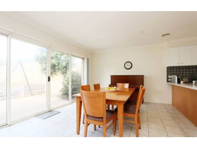 7 Wentworth Drive, Taylors Lakes VIC 3038