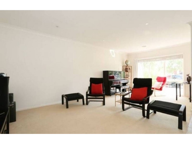 7 Wentworth Drive, Taylors Lakes VIC 3038