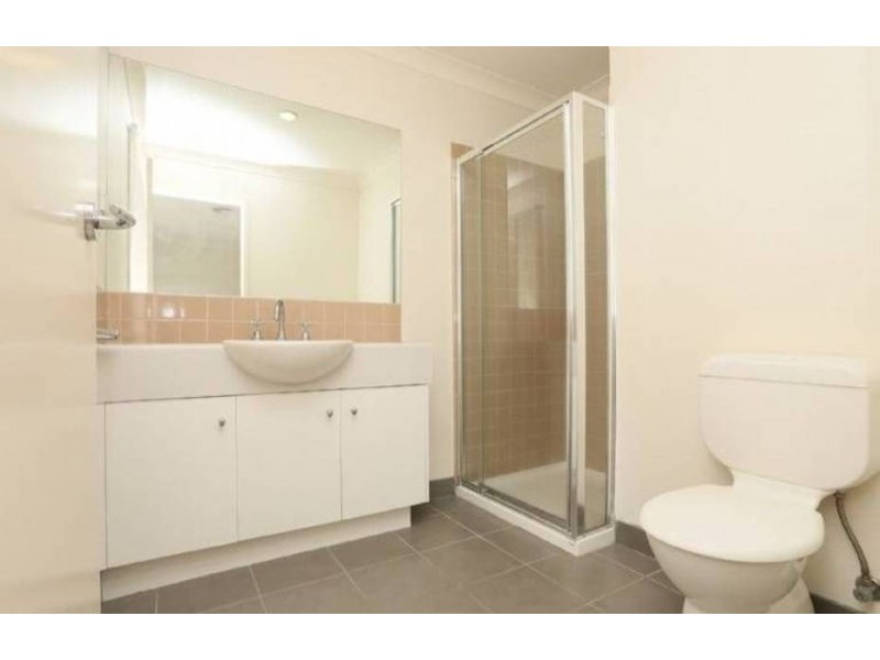 7 Wentworth Drive, Taylors Lakes VIC 3038