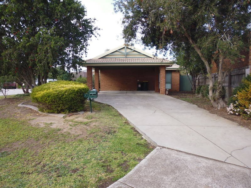 9 Rockwall Close, Sydenham VIC 3037