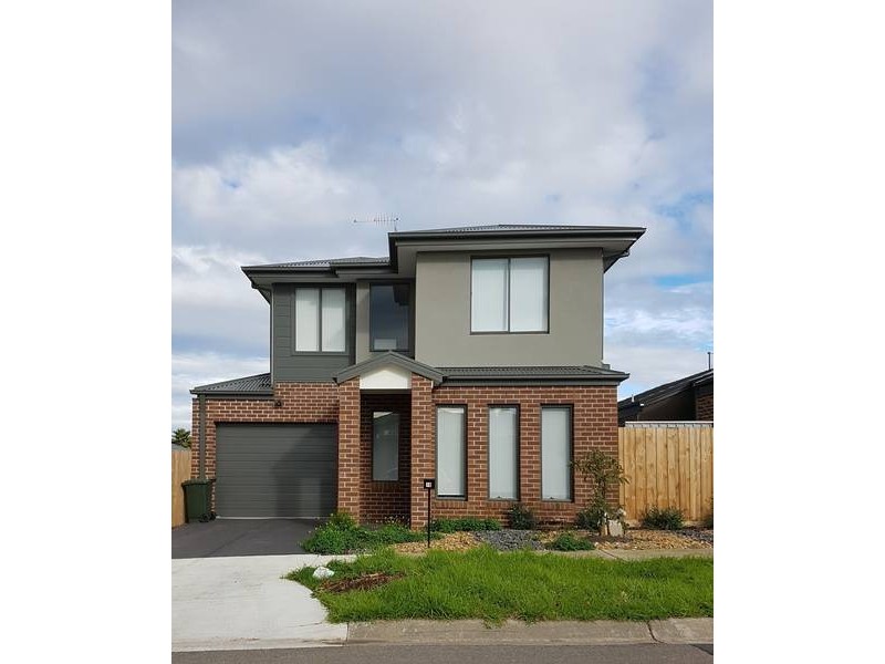 10 Mountbatten Way, Sydenham VIC 3037