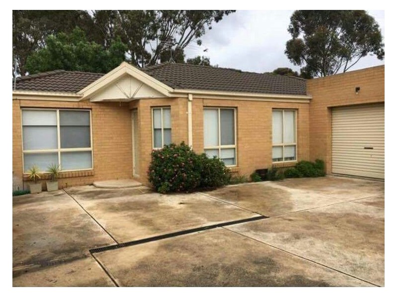 2/62 Jamieson Street, St Albans VIC 3021