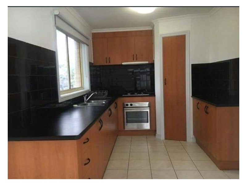 2/62 Jamieson Street, St Albans VIC 3021