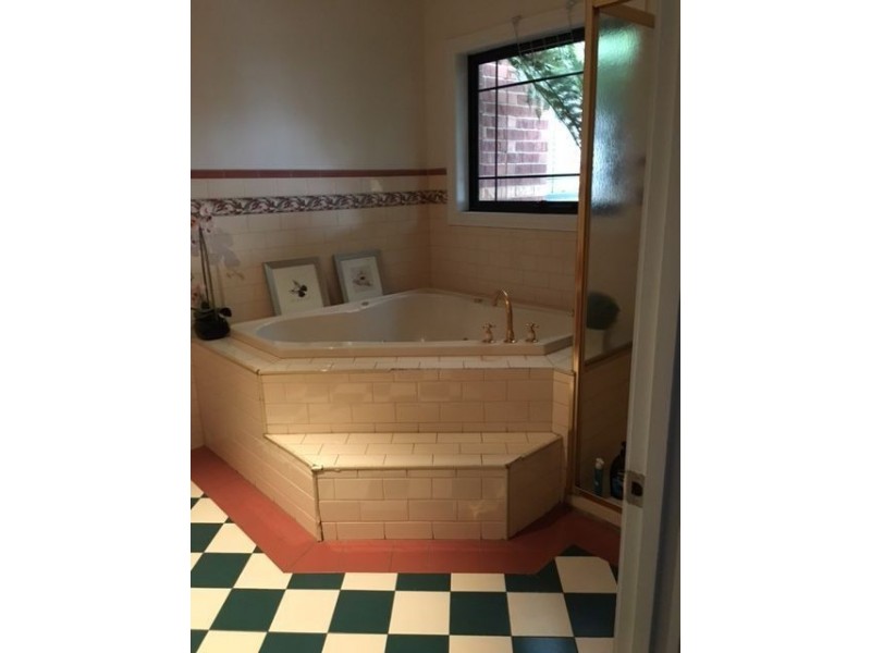 49 Truro Crescent, Taylors Lakes VIC 3038