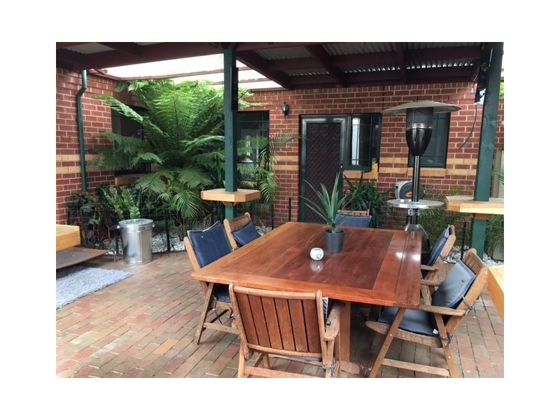 49 Truro Crescent, Taylors Lakes VIC 3038