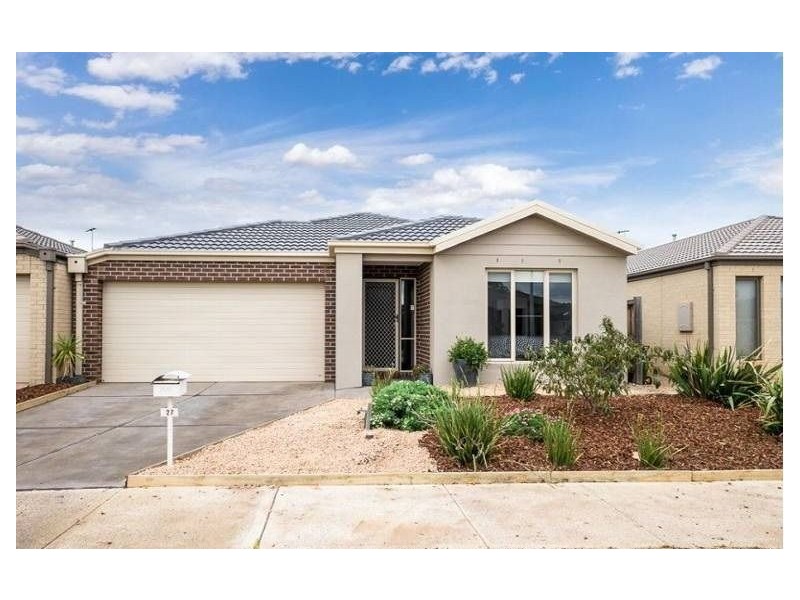 27 Morgan Crescent, Werribee VIC 3030