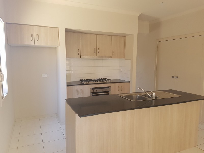 13 Burswood Circuit, Melton West VIC 3337