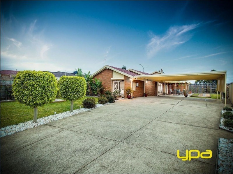 17 Alcott Place, Delahey VIC 3037