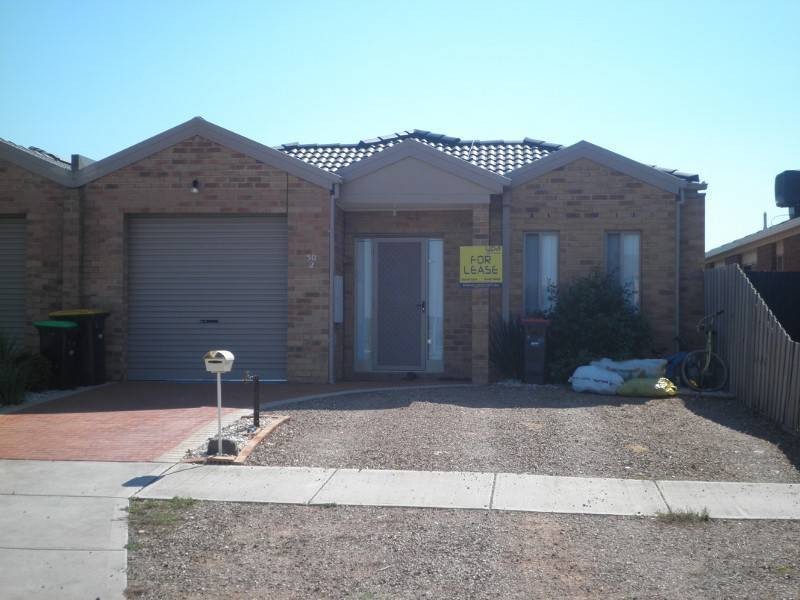 1/50 Allenby Road, Hillside VIC 3037