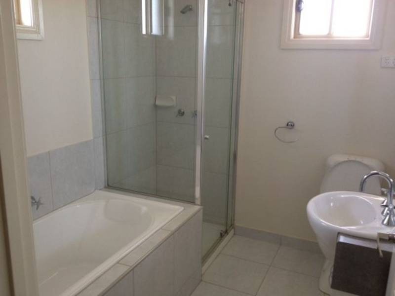 95 Victoria Road, Sydenham VIC 3037