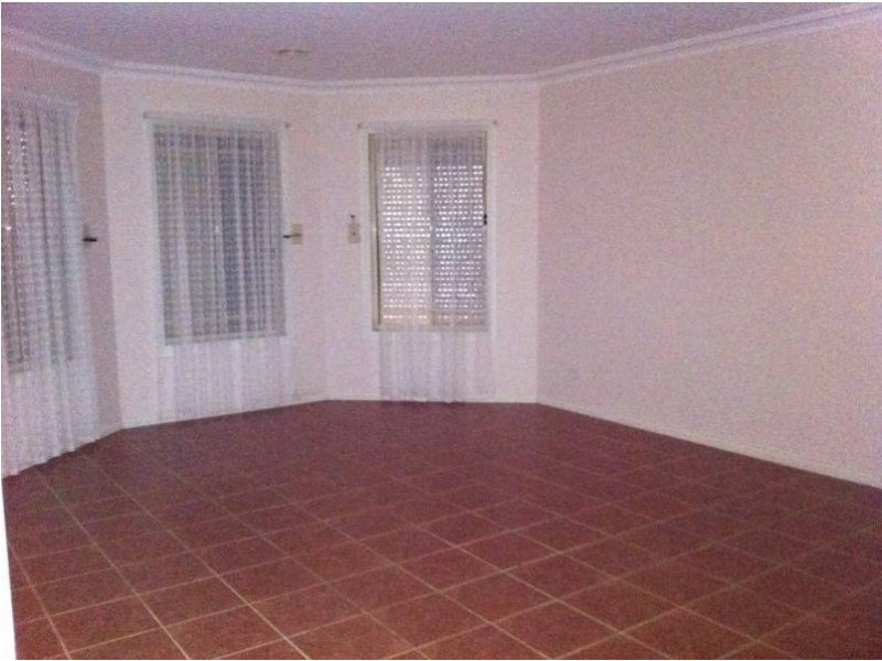 15 Bluemoon Way, Sydenham VIC 3037