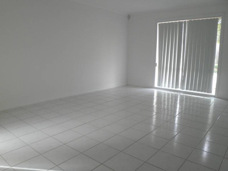 52 Blackman Crescent, Taylors Lakes VIC 3038