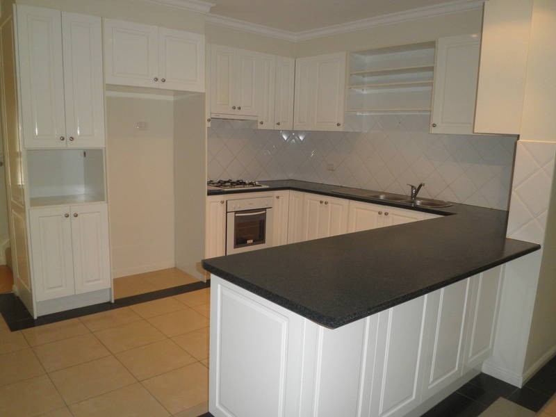 2 A Orchid Square, Sydenham VIC 3037