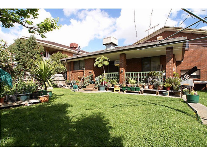 142 Barry Road, Thomastown VIC 3074