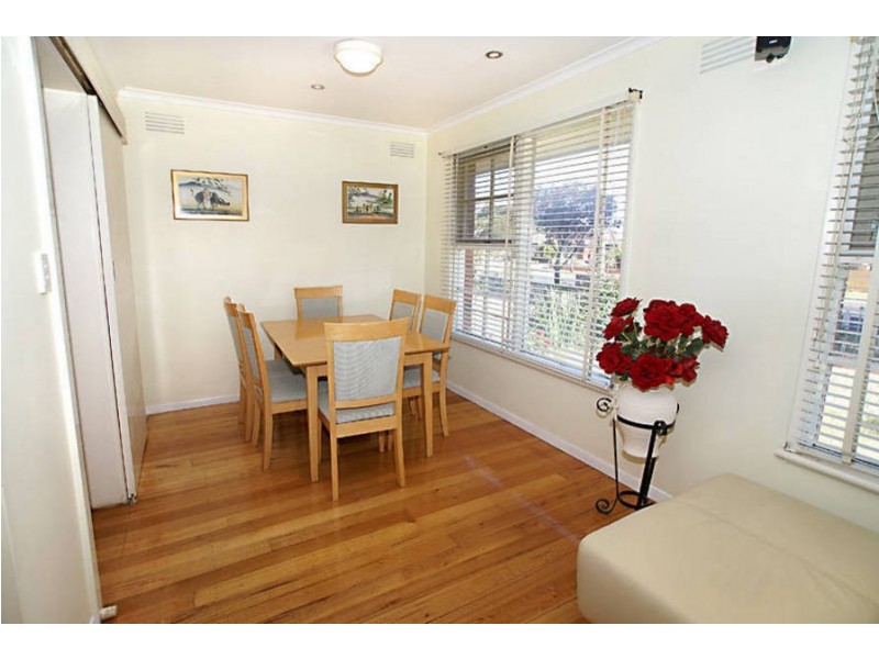 17 Darebin Drive, Thomastown VIC 3074