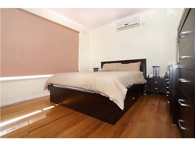 17 Darebin Drive, Thomastown VIC 3074