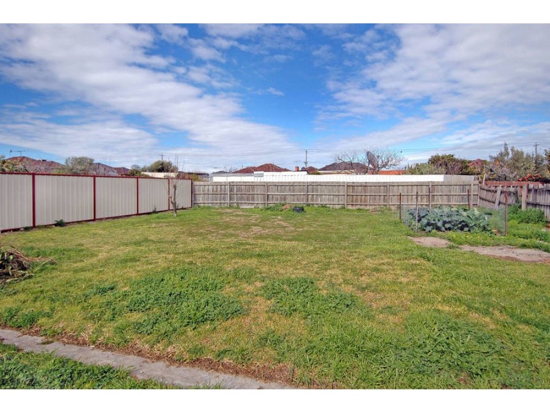 87 The Boulevard, Thomastown VIC 3074