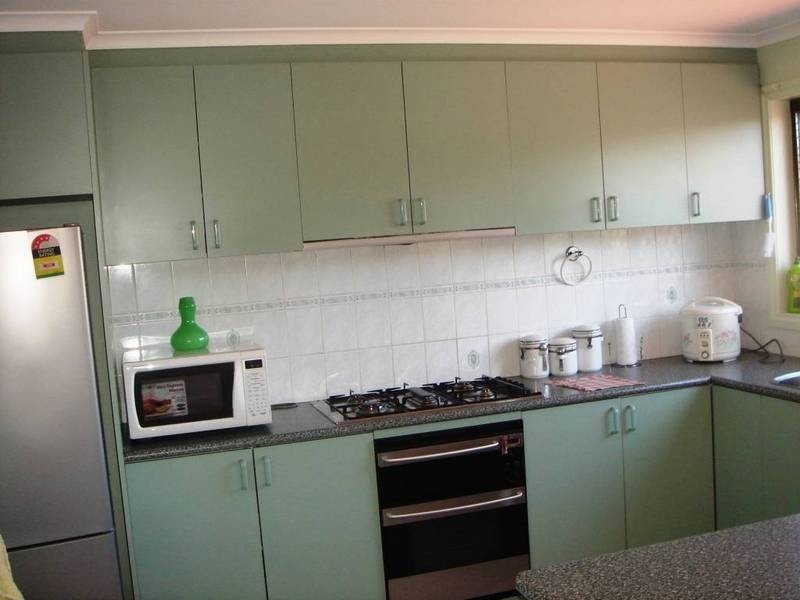 2/37 Cambala Avenue, Lalor VIC 3075