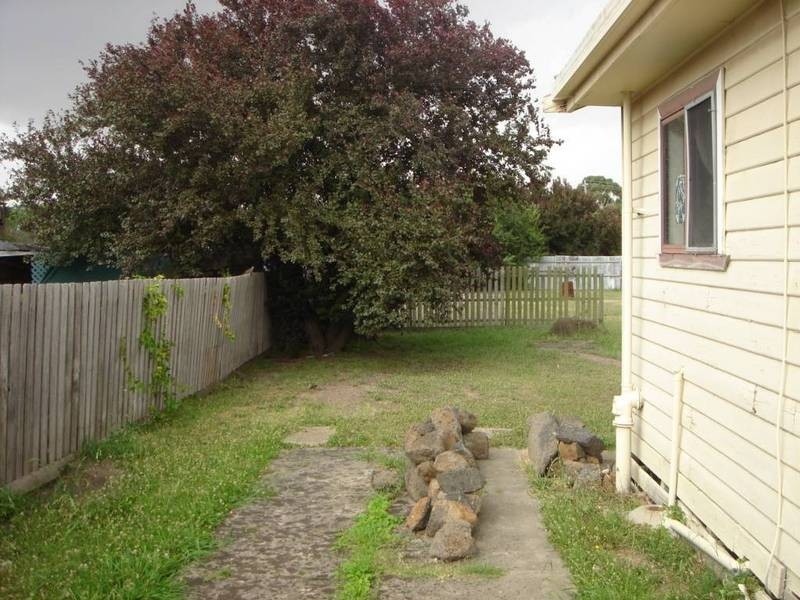 10 Geoffrey Street, Thomastown VIC 3074