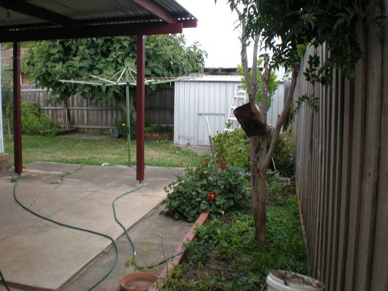 207 Darebin Drive, Lalor VIC 3075