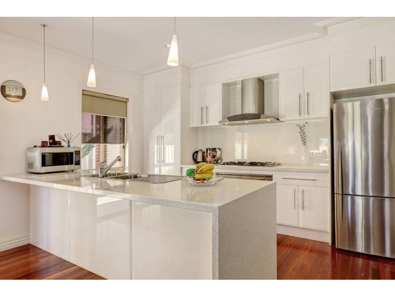 3 Wattlebird Crescent, Reservoir VIC 3073