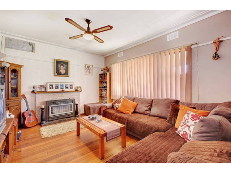 7 Poplar Street, Thomastown VIC 3074