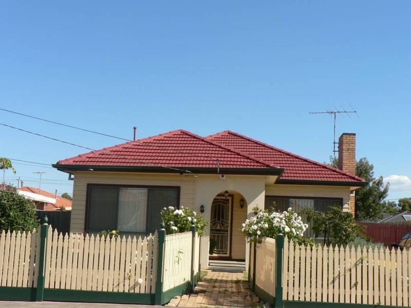 7 Dorothy Avenue, Thomastown VIC 3074