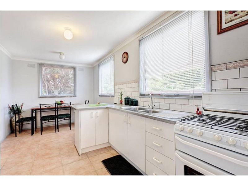 30 Poplar Street, Thomastown VIC 3074
