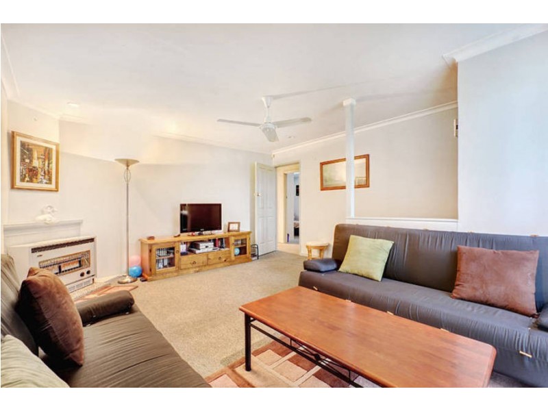 30 Poplar Street, Thomastown VIC 3074