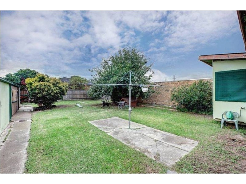 30 Poplar Street, Thomastown VIC 3074
