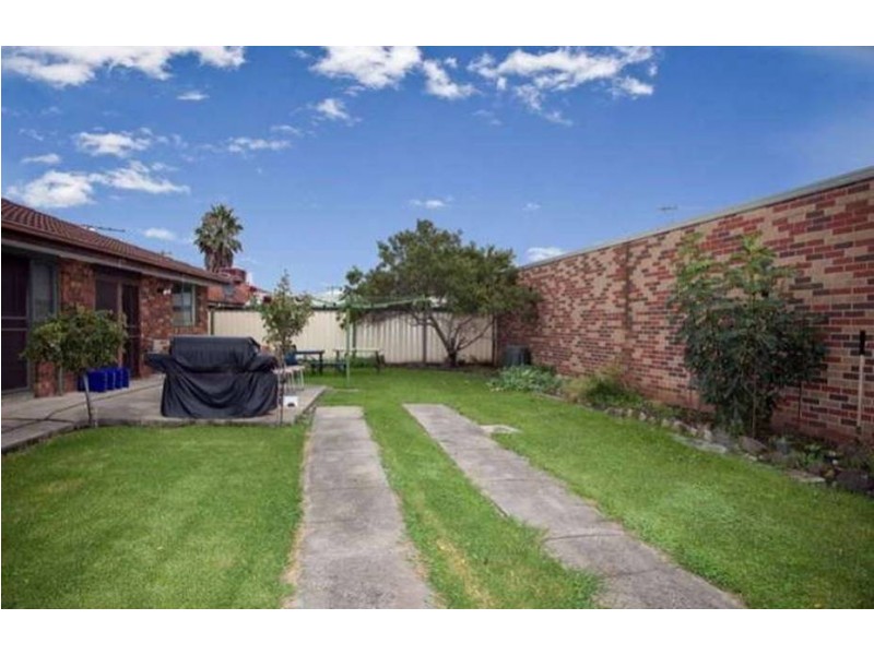 5 Leilani Grove, Thomastown VIC 3074