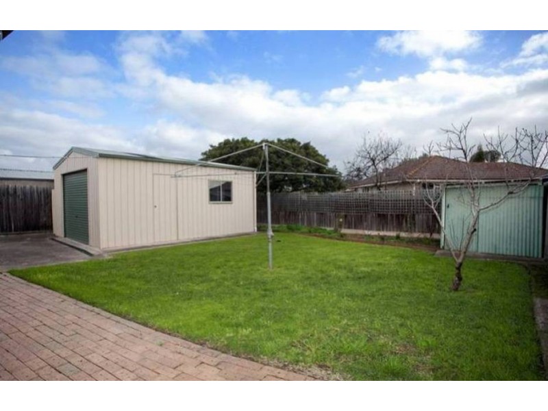 103 Gardenia Road, Lalor VIC 3075