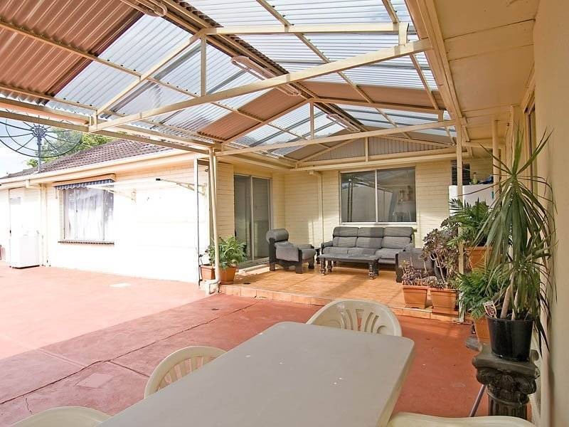 12 Kenna Drive, Lalor VIC 3075