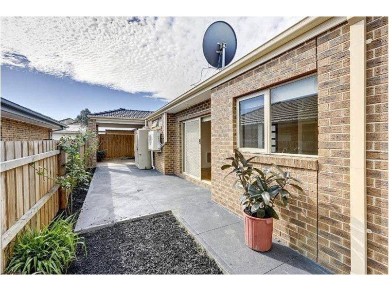 2/13 Frederick Street, Thomastown VIC 3074