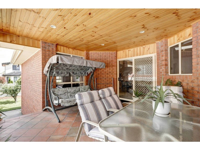 17 Cambala Avenue, Lalor VIC 3075