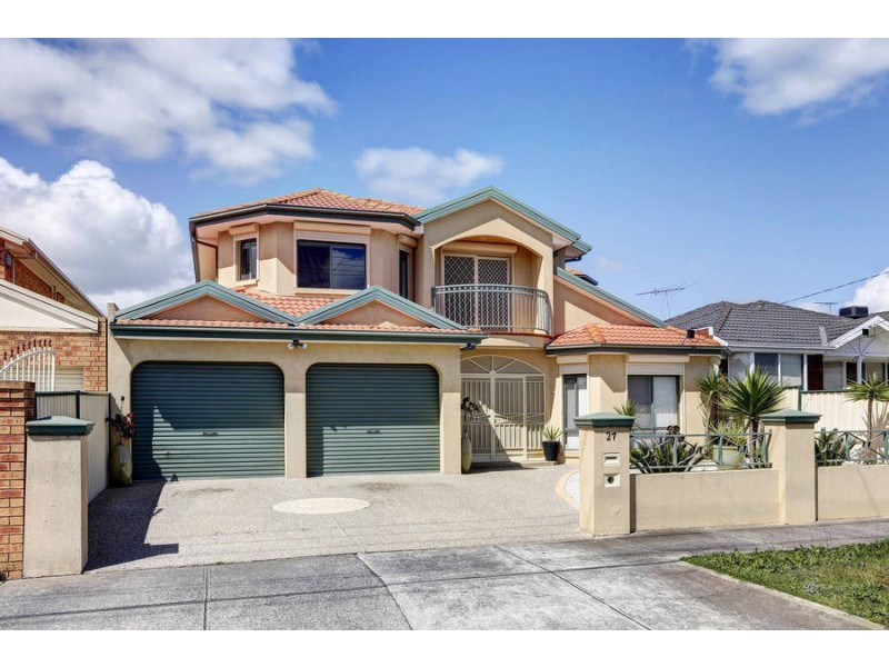 27 Benaroon Drive, Lalor VIC 3075
