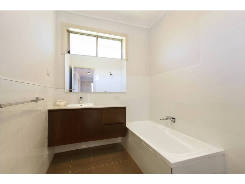 12 Wembley Court, Thomastown VIC 3074