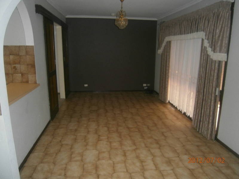 187 Edgars Road, Thomastown VIC 3074