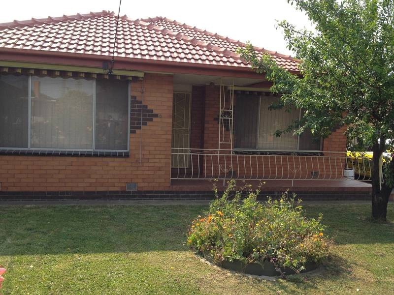 4 Graham Court, Thomastown VIC 3074